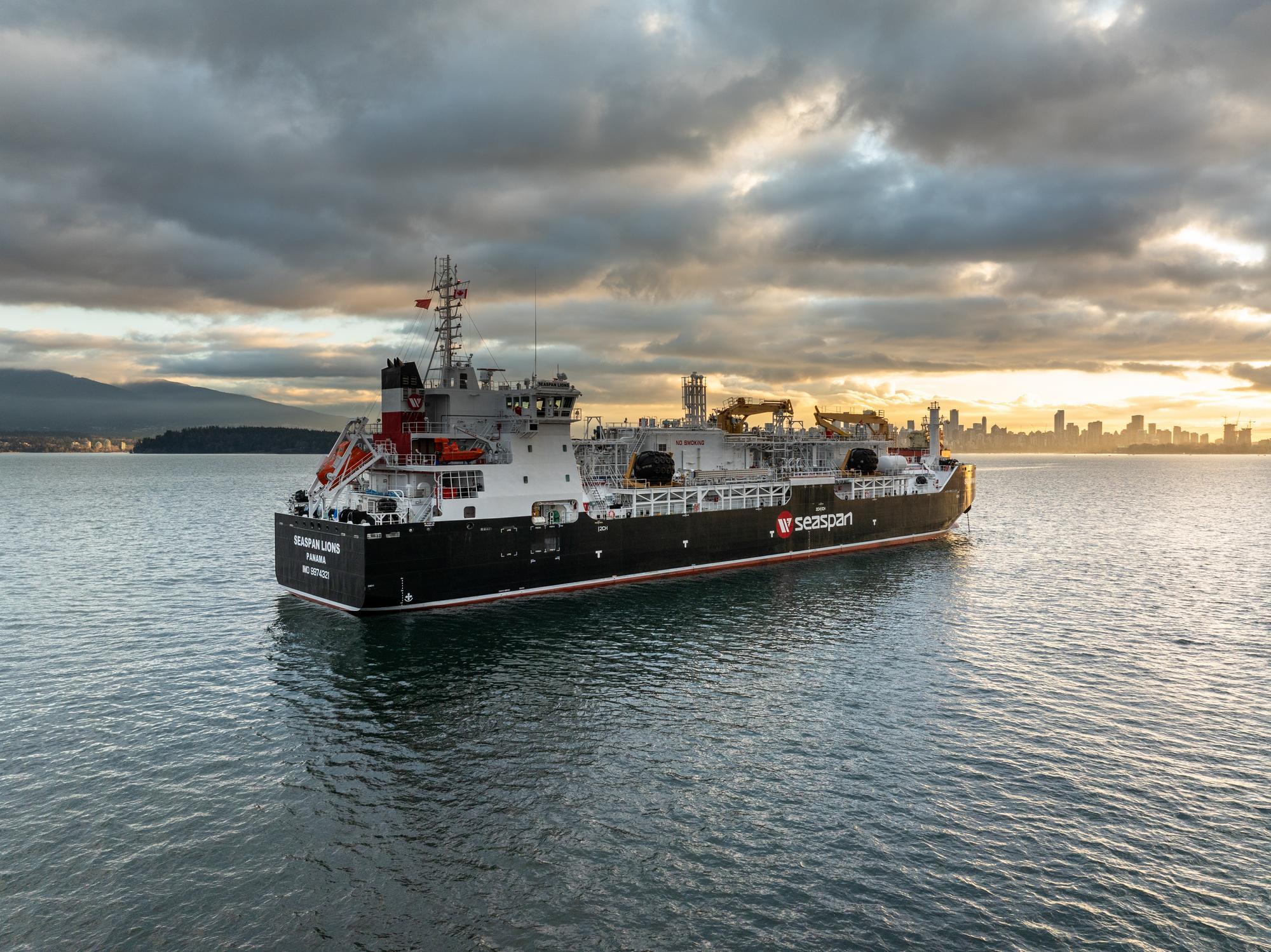 Seaspan lions at sunset