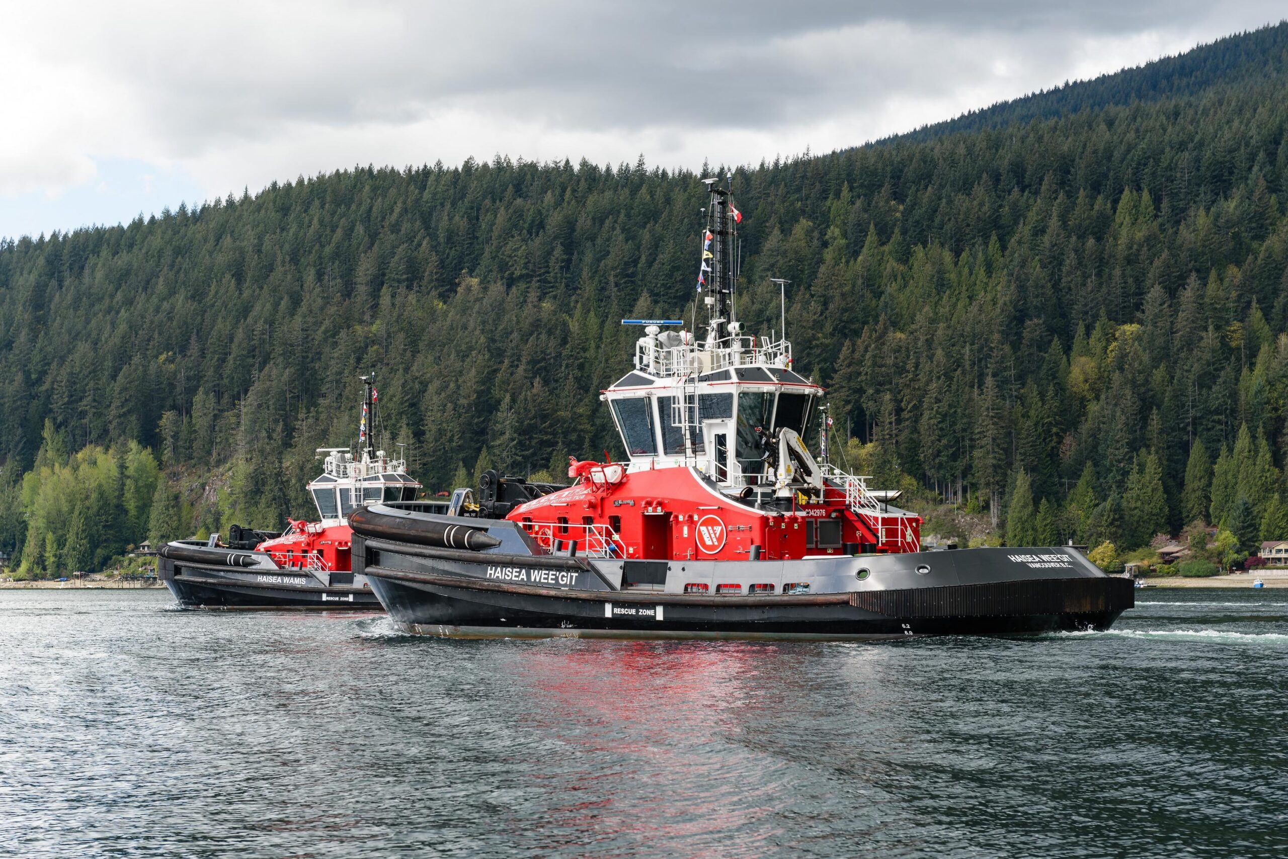 Seaspan signs with Damen for two ASD Tugs 2813 at ITS 